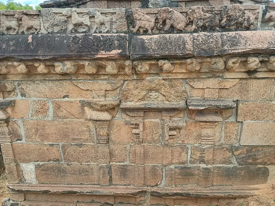 Tiruneelakandar Temple