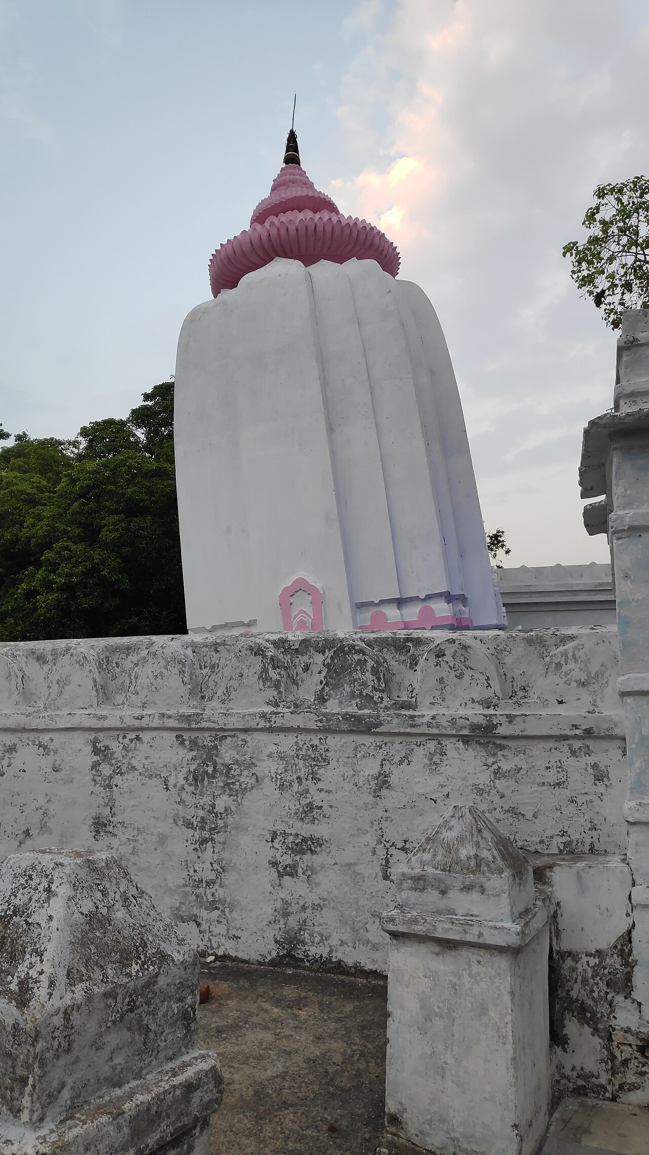 Leaning Temple of Huma
