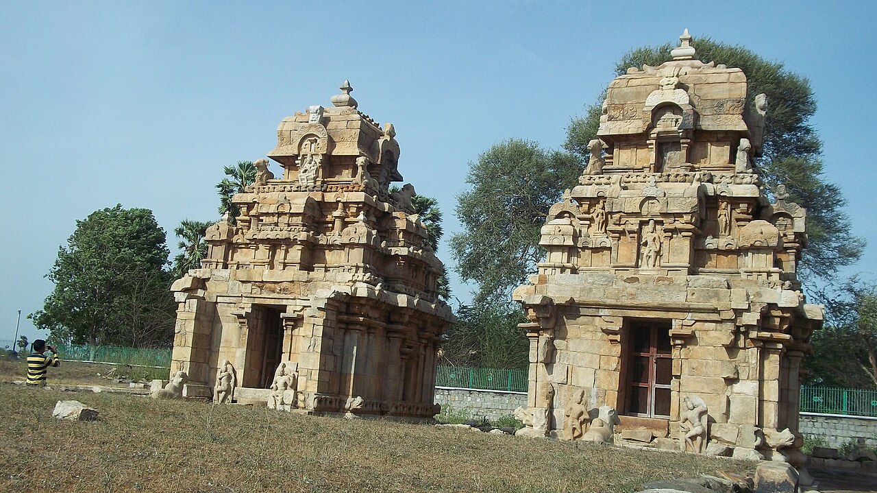 Moovar Koil