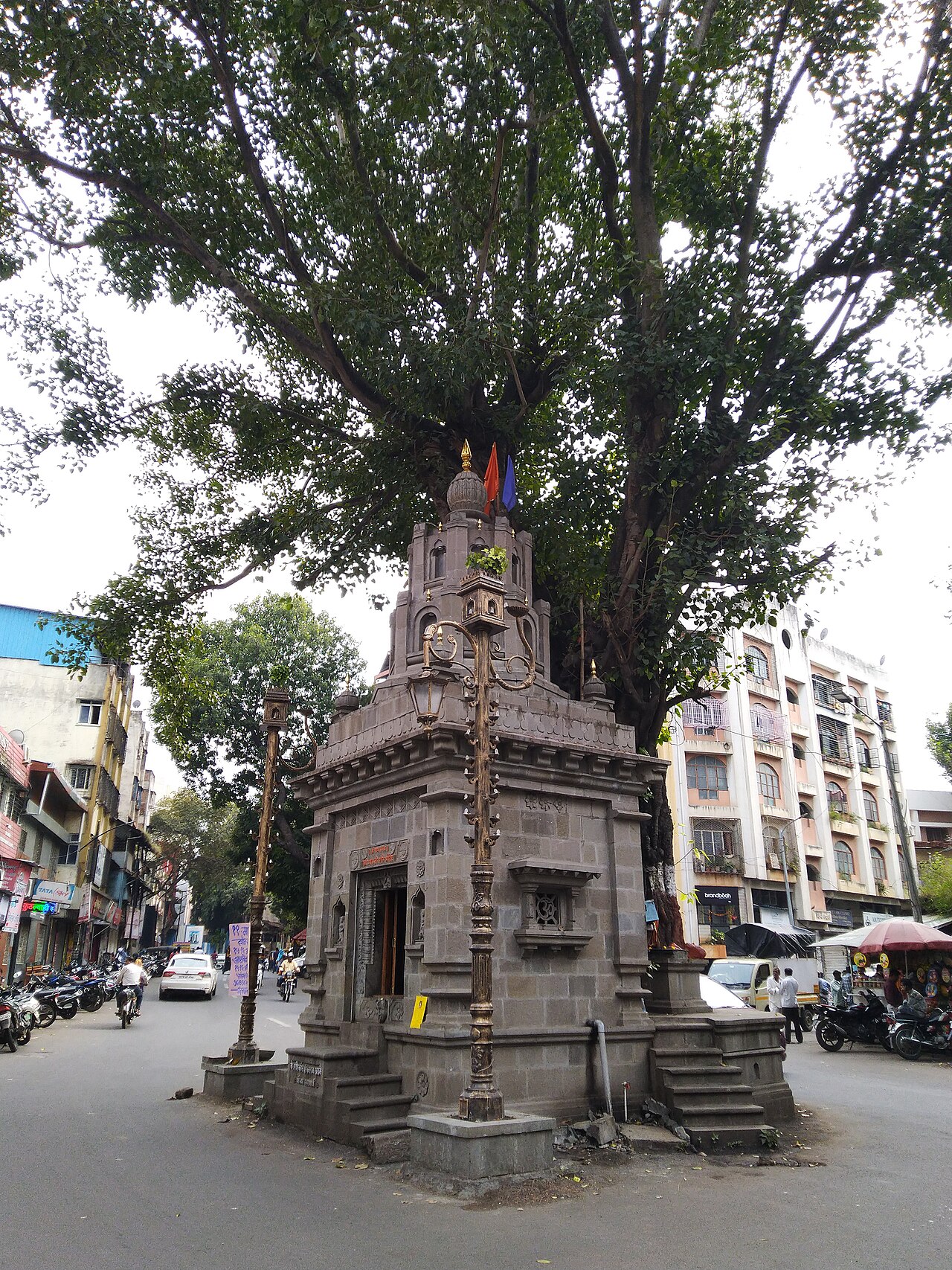 Shinde Paar & Maruti Mandir