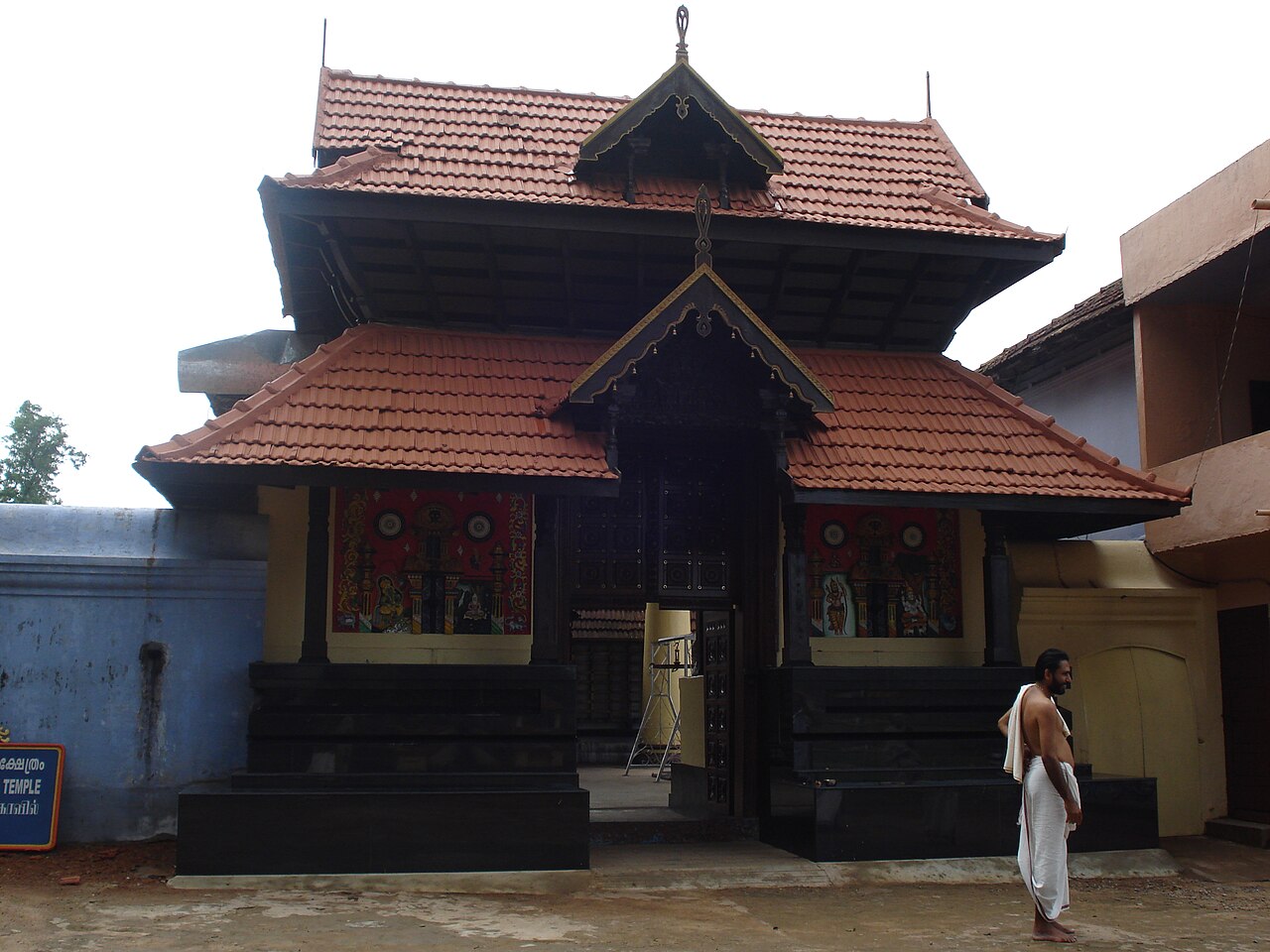 Arattupuzha Temple