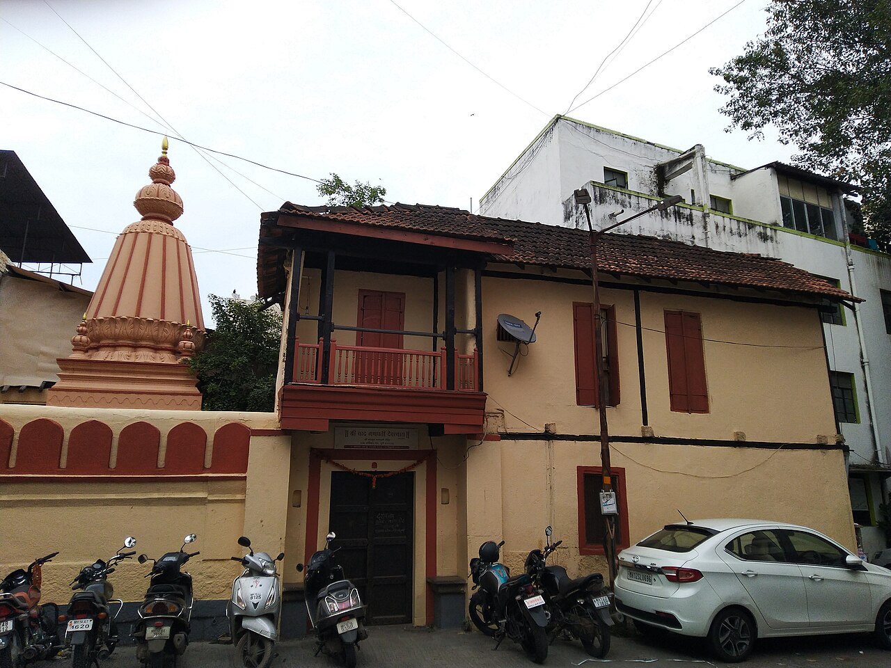 Warad Gupchup Ganpati Mandir