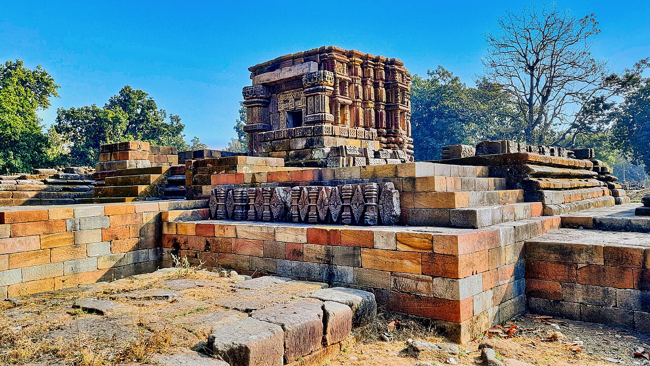 Mahadev Temple, Tuman