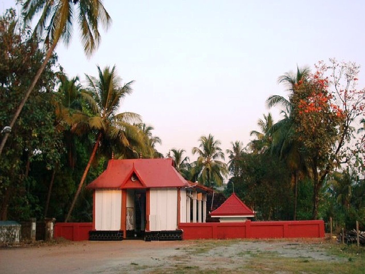 Kainoor Shiva Temple