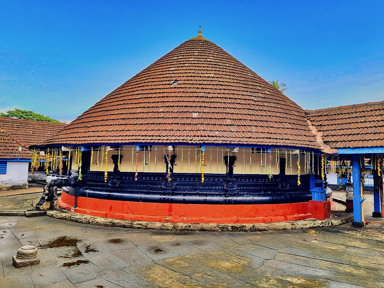 Venganallur Temple