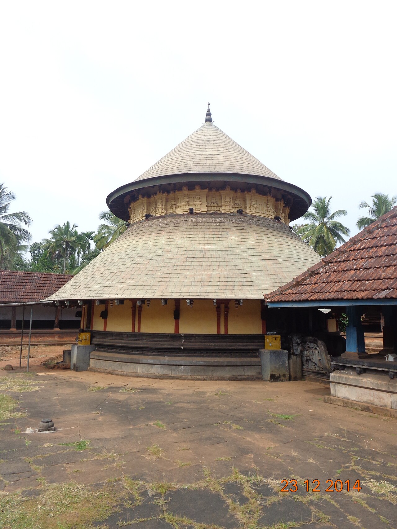 Karikkad Subrahmanya Temple, Manjeri