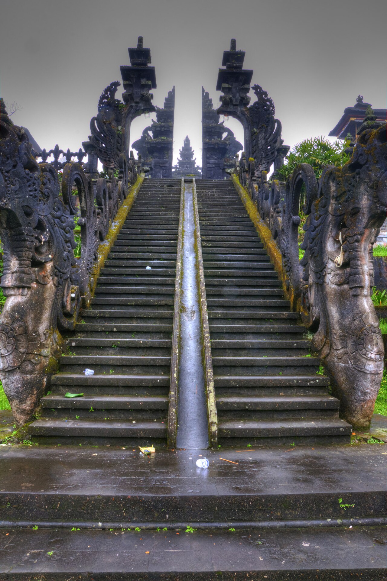 Pura Gelap