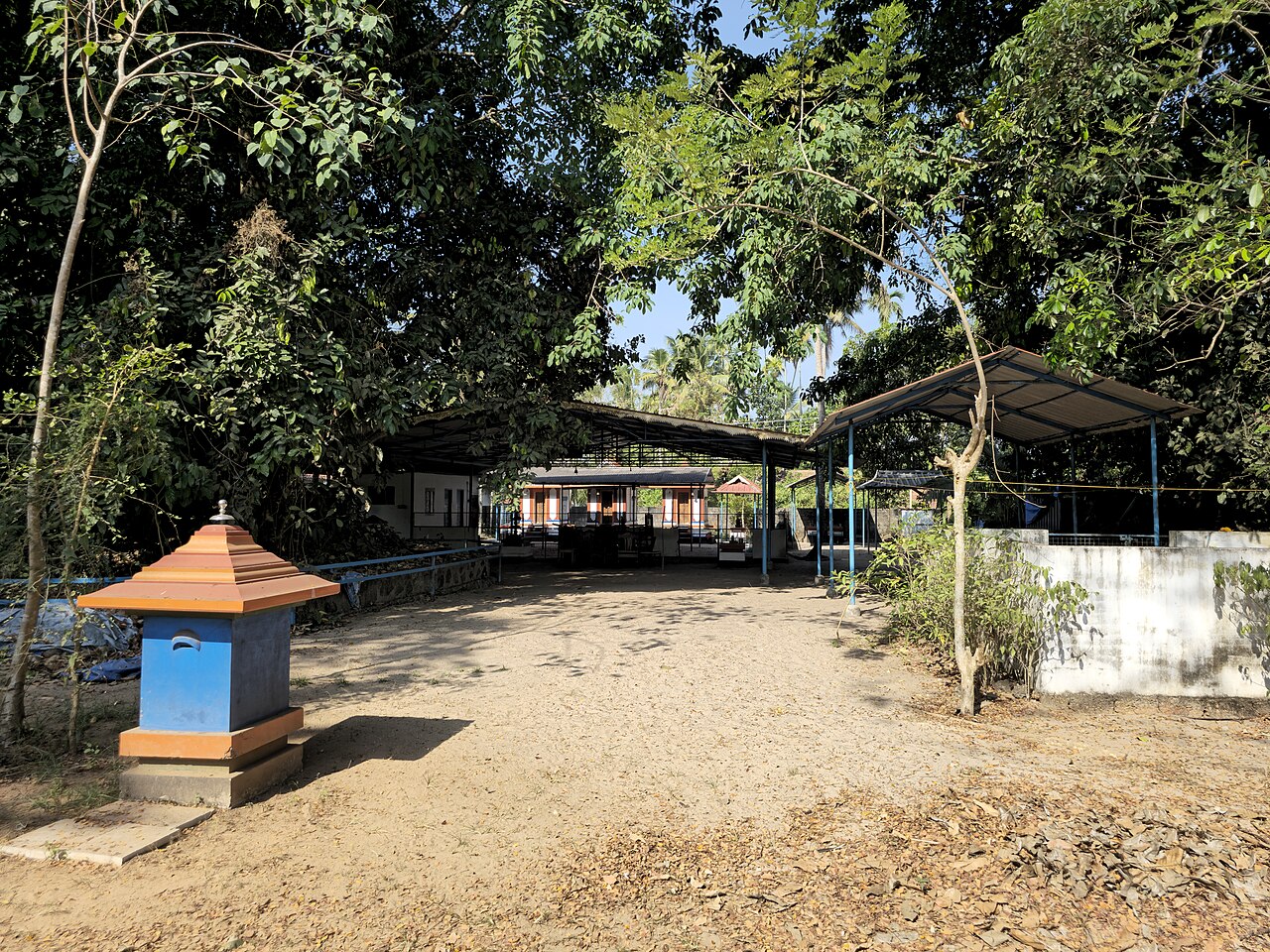Kunnel Dharmadaiva Temple
