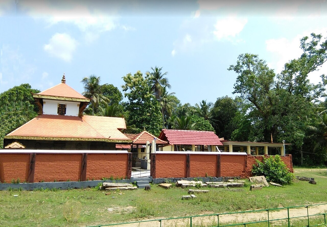 Niranam Thrikkapaleeswaram Dakshinamurthy Temple