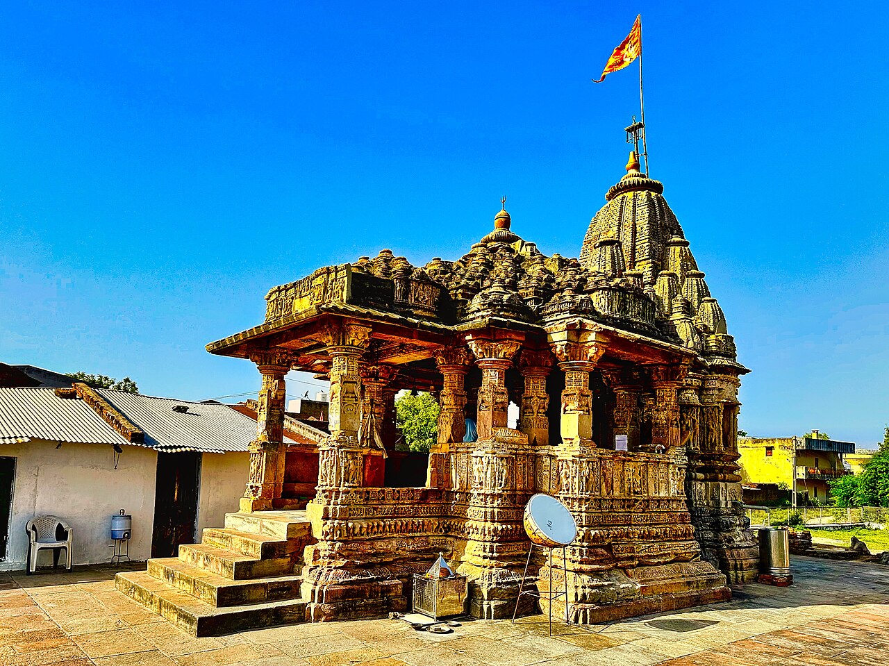 Nilkantheshwar Mahadev temple, Sunak