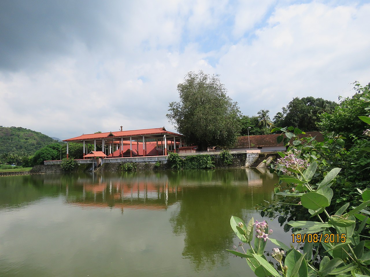 Sri Nellikulangara Bhagavathi Temple