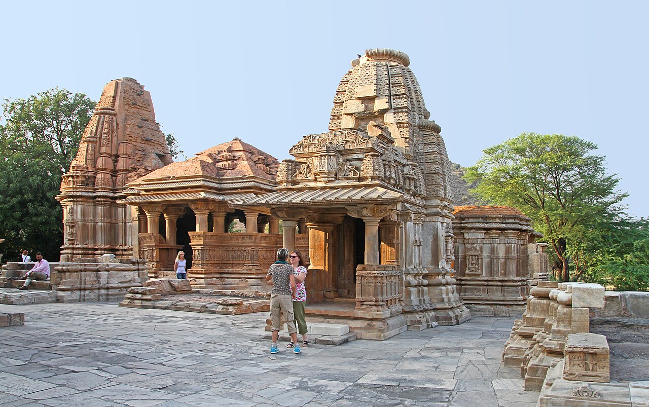 Sahastra Bahu Temples