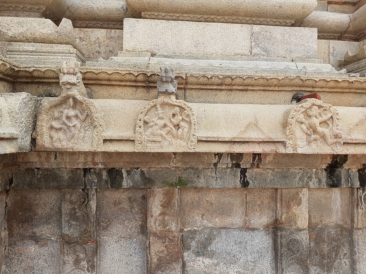 Sakshinatheswarar Temple, Thiruppurambiyam.