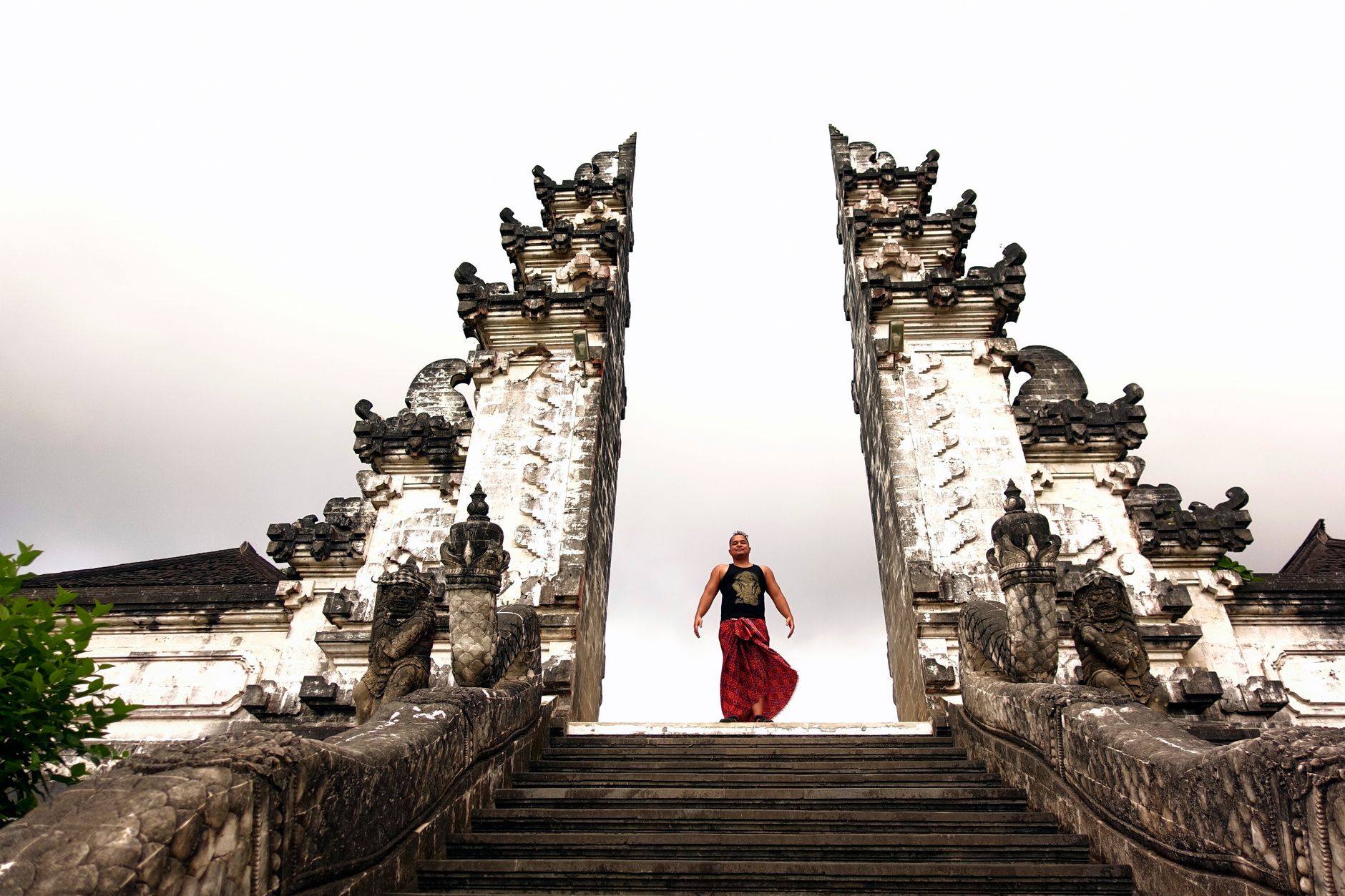 Dang Kahyangan Pura Gede Luhur Batu Ngaus