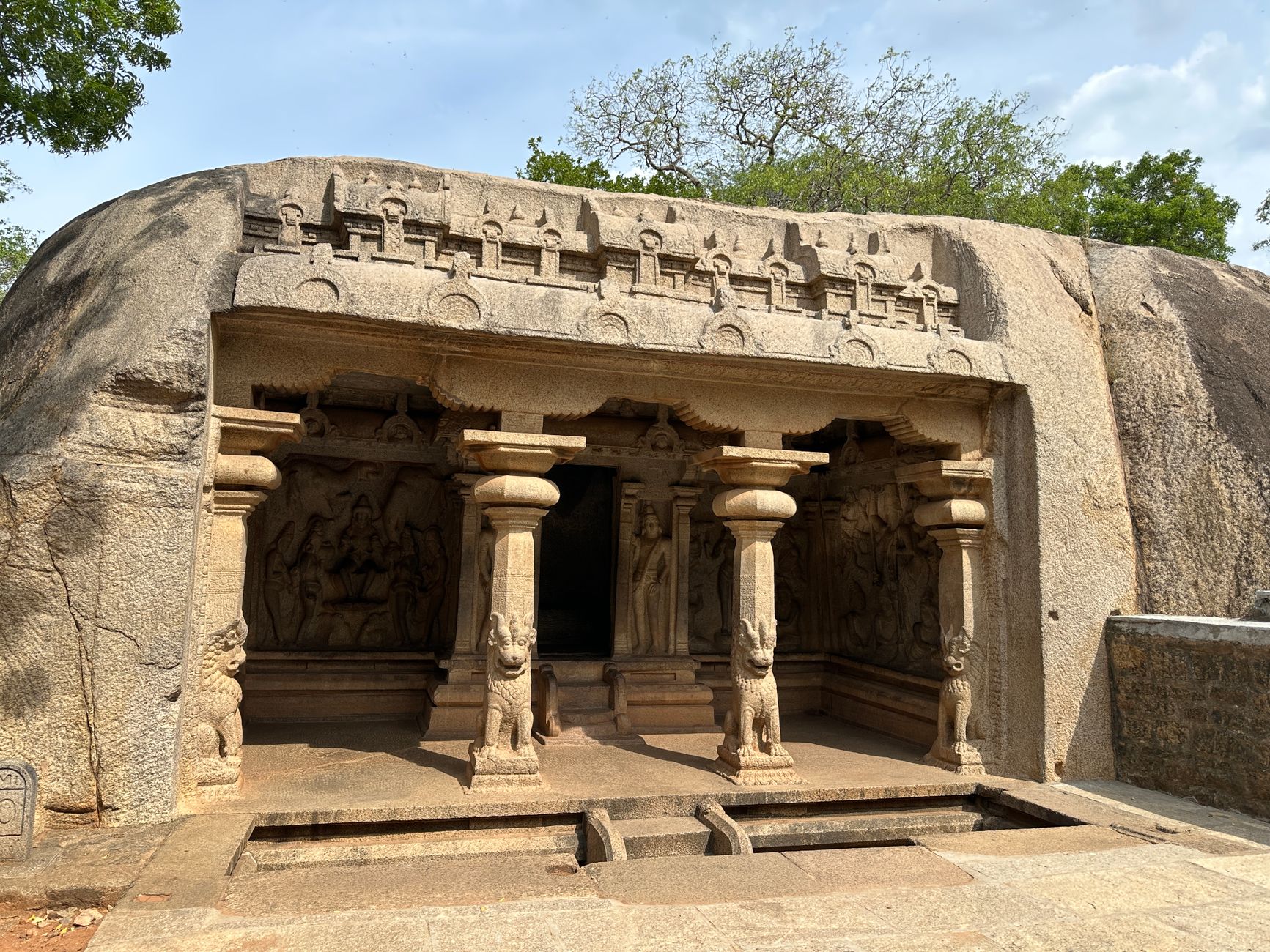 Appoppan kavu Temple